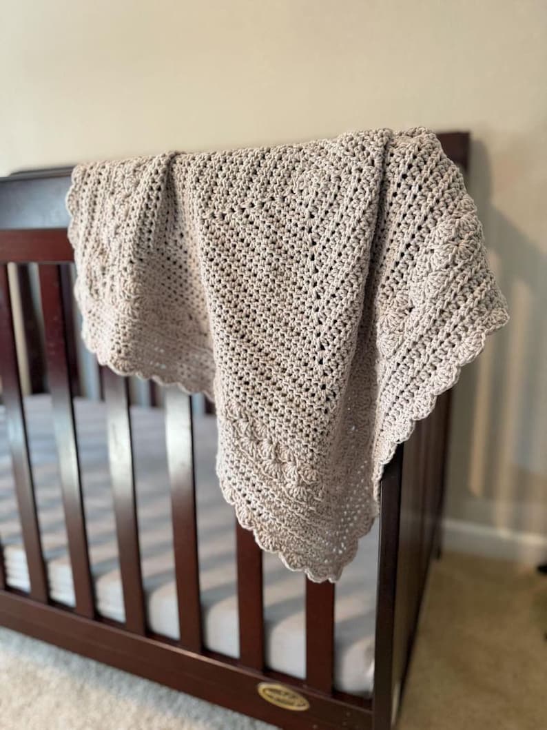 Birdie Baby Blanket Crochet Pattern