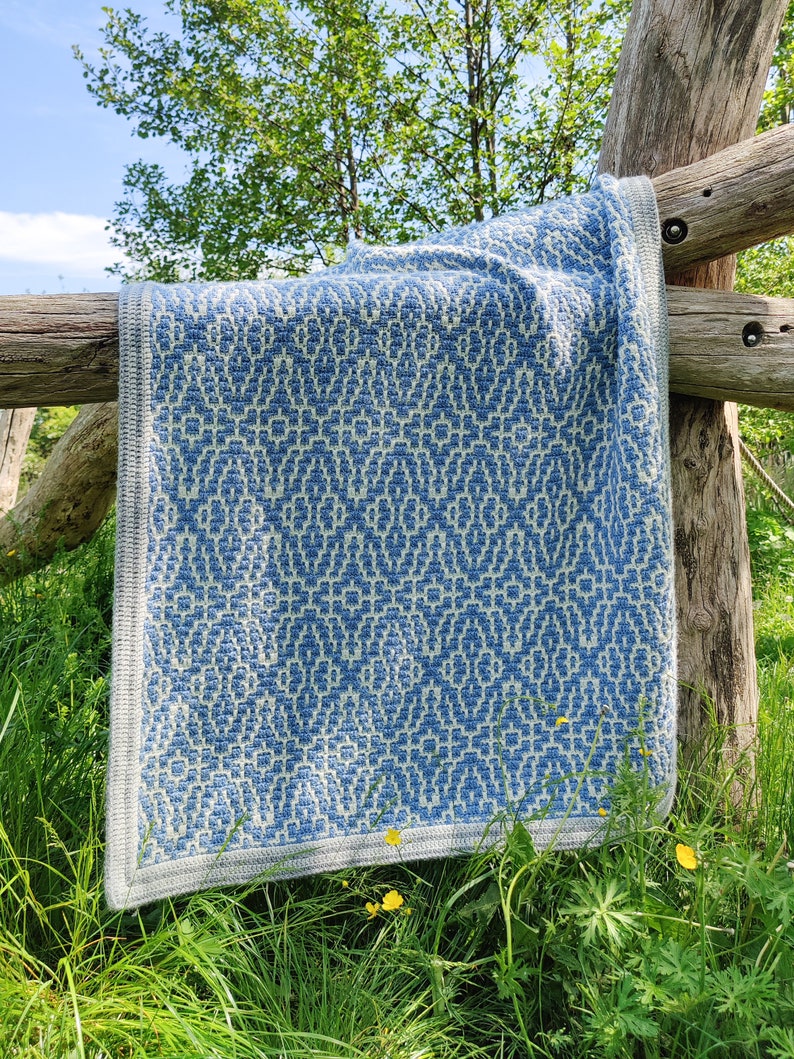 Crochet pattern Blue Arabesque Blanket