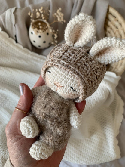 Baby Cake Bunny Crochet Pattern