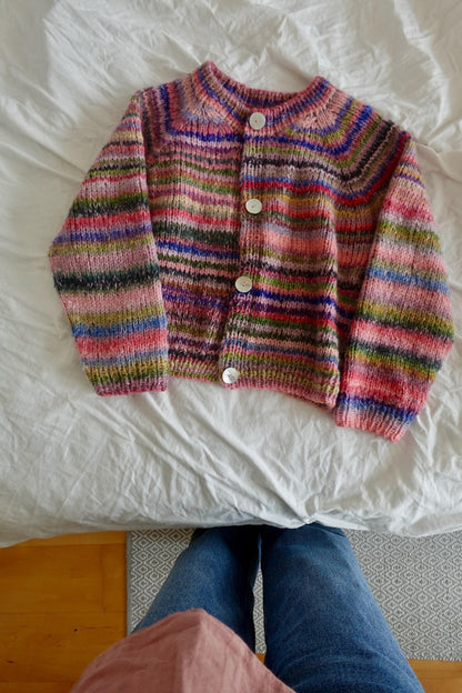 Cardigan Raglan Knitting Pattern