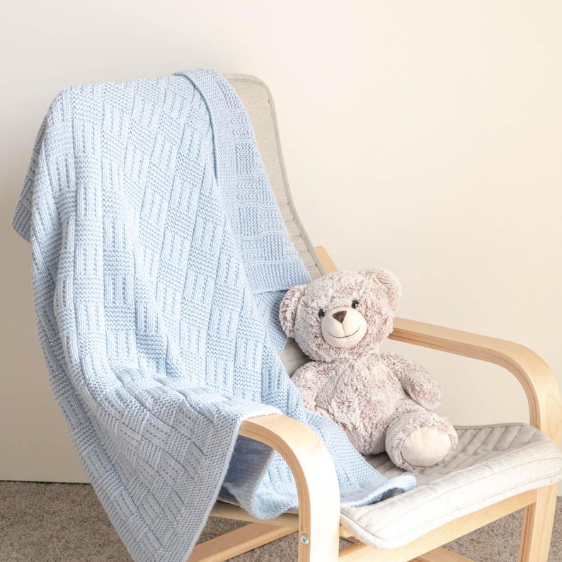 Checkered baby blanket Knitting pattern.
