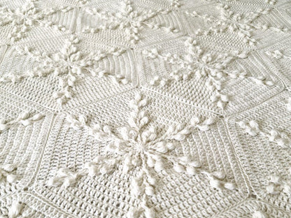 Winter Snowflake Crochet Blanket Pattern