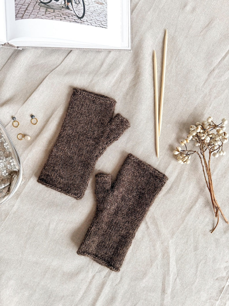 Knitted Fingerless Gloves Pattern