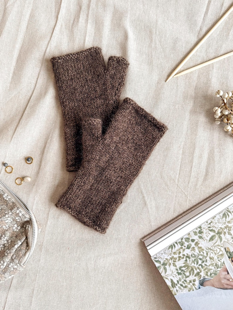 Knitted Fingerless Gloves Pattern