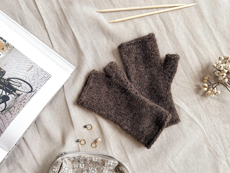 Knitted Fingerless Gloves Pattern