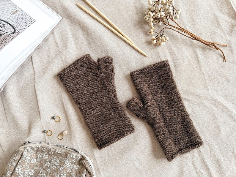 Knitted Fingerless Gloves Pattern