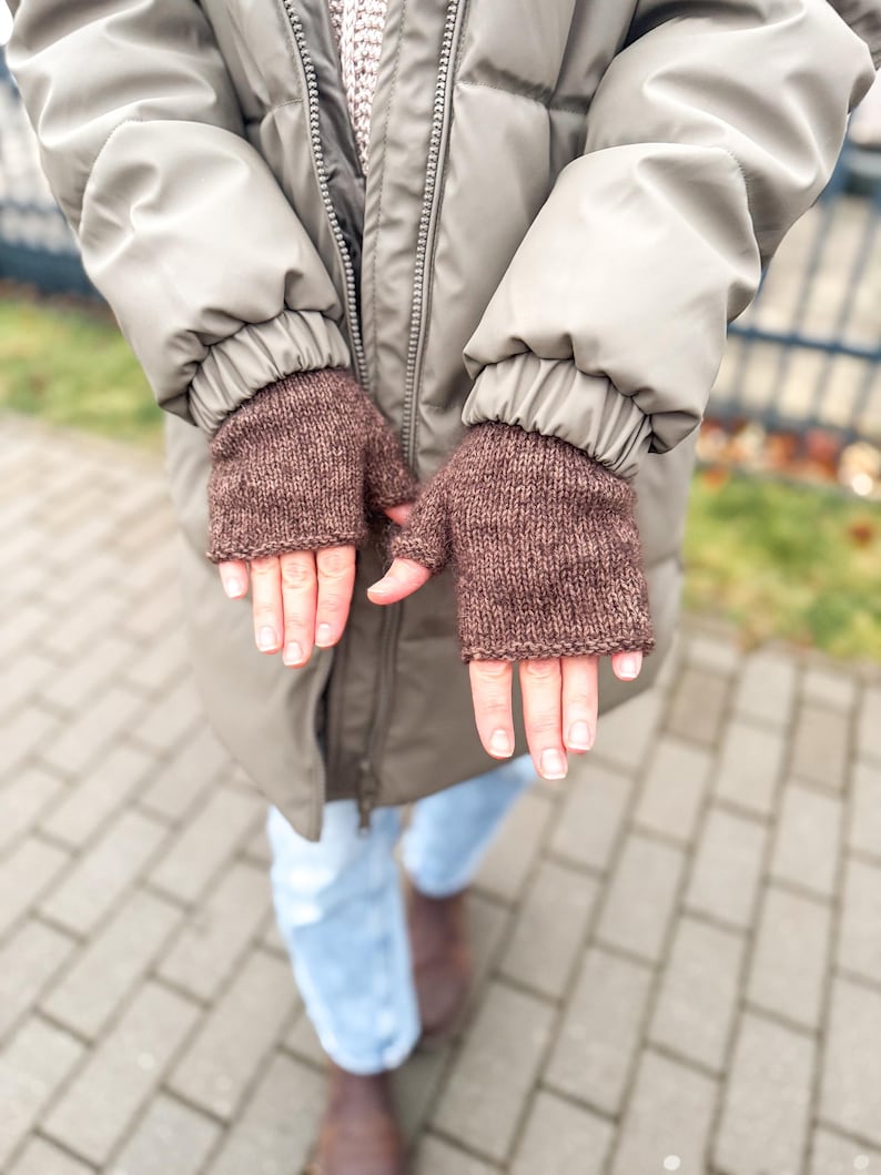 Knitted Fingerless Gloves Pattern