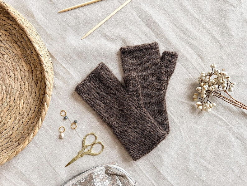 Knitted Fingerless Gloves Pattern