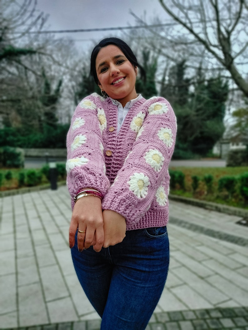 Daisy Granny Square Crochet Cardigan Pattern