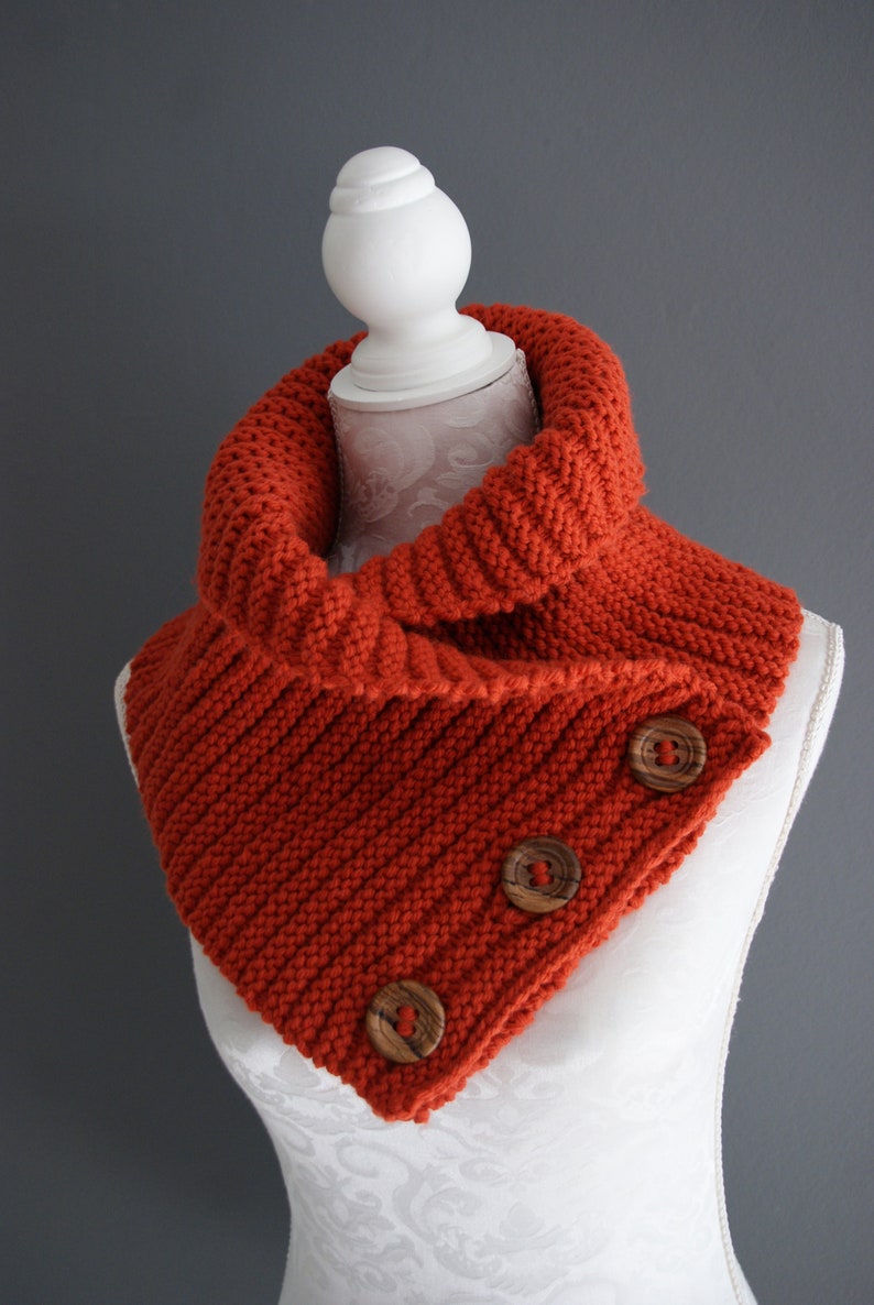 Fabulous Ribbed Cowl Scarf Knitting Pattern