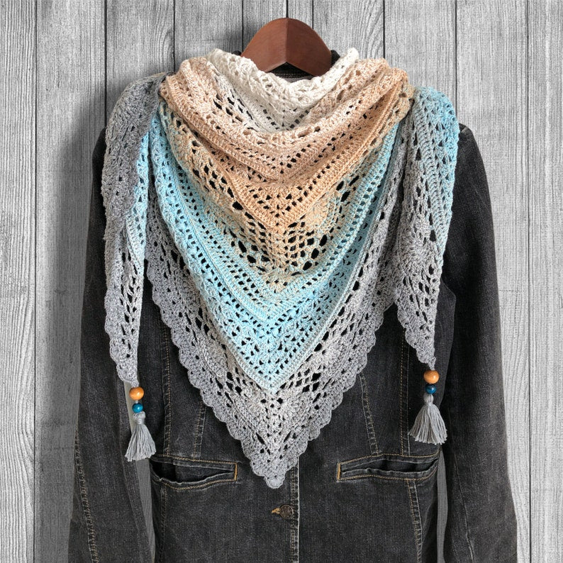 Crochet shawl pattern