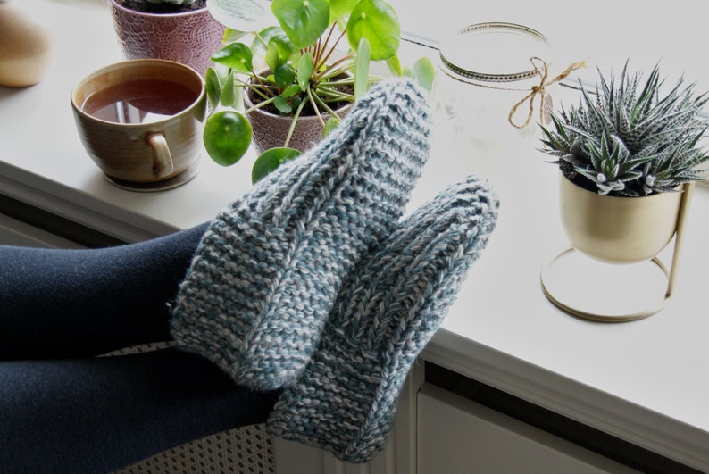 Quick Comfy Slippers (PDF Knitting Pattern)