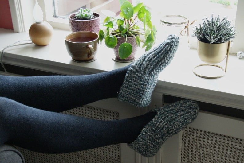 Quick Comfy Slippers (PDF Knitting Pattern)