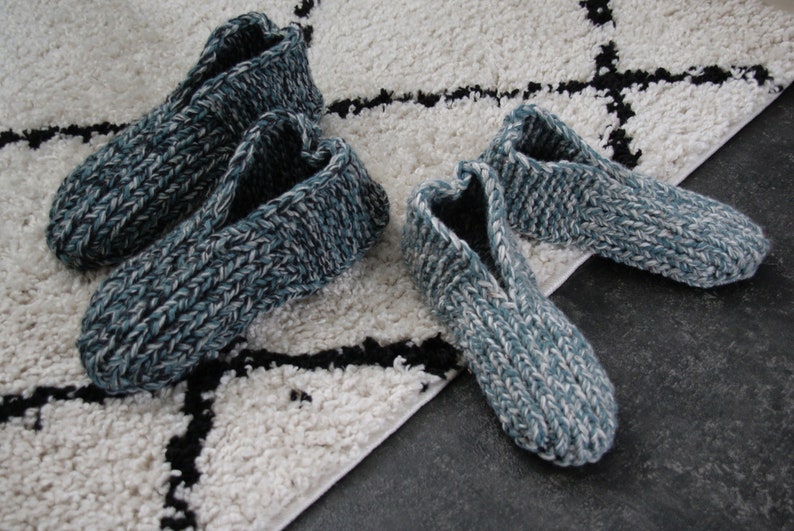 Quick Comfy Slippers (PDF Knitting Pattern)