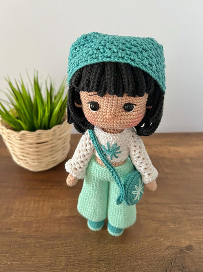 Deren Doll Crochet Amigurumi Pattern