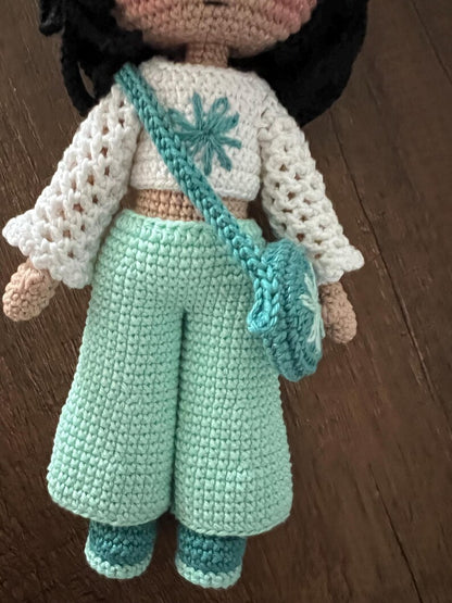 Deren Doll Crochet Amigurumi Pattern