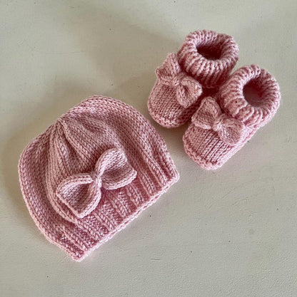 Baby Bow Booties And Beanie Hat Set Knitting Pattern