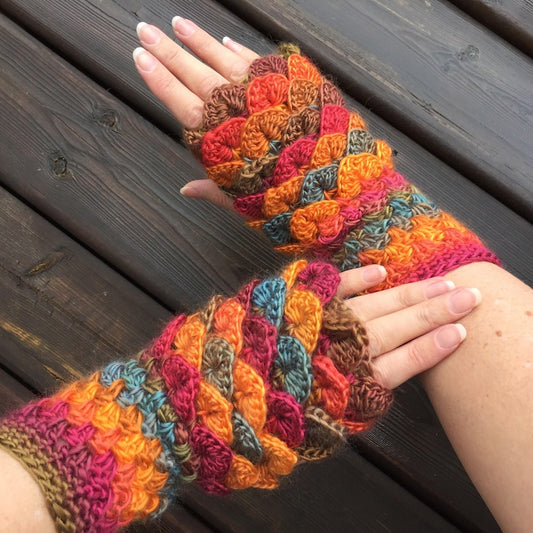 Dragon Scale Gloves Crochet Pattern