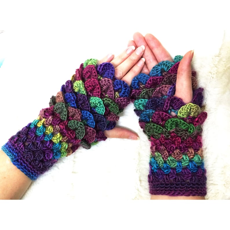 Dragon Scale Gloves Crochet Pattern
