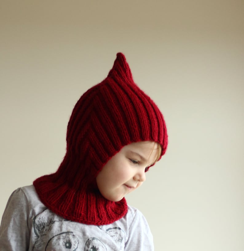 Pixie elf hat hooded scarf knitting pattern
