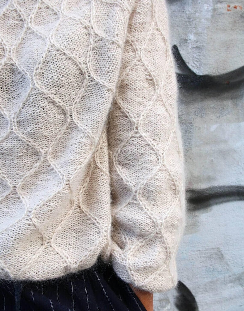 Feminine Top-Down Design Knitting Pattern