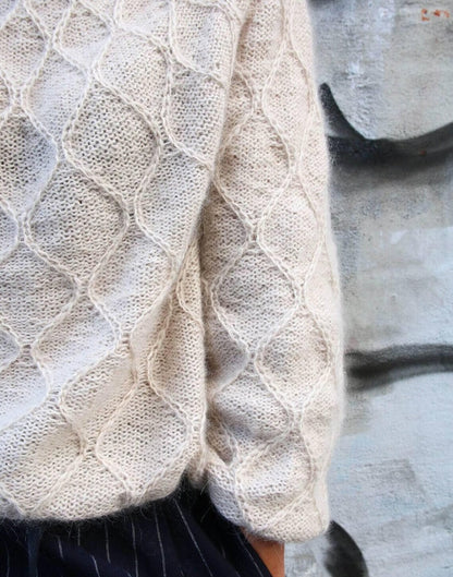 Feminine Top-Down Design Knitting Pattern