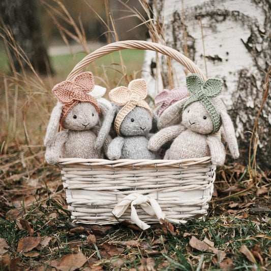 Lulu the Littile Bunny Knitting Pattern