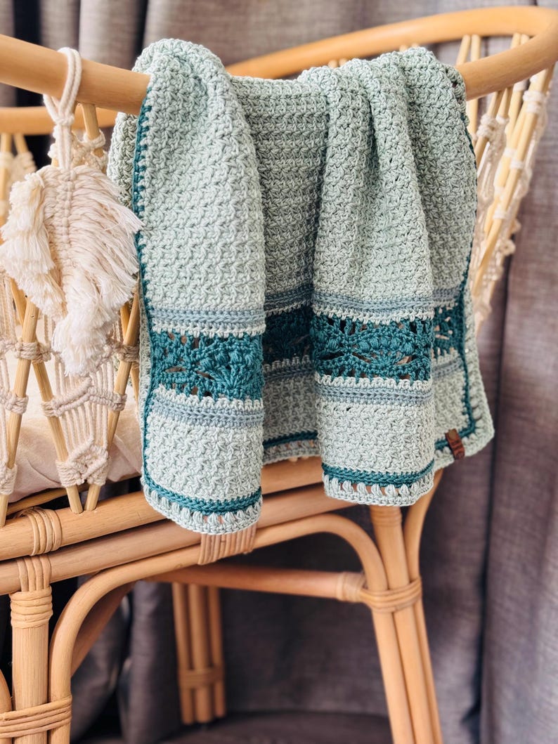 Easy Crochet Blanket Pattern