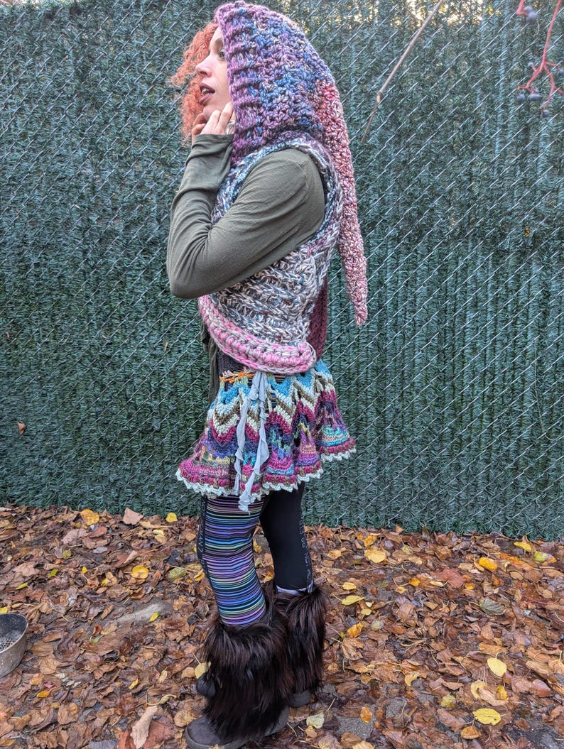 Tawarwaith Hooded Vest crochet pattern