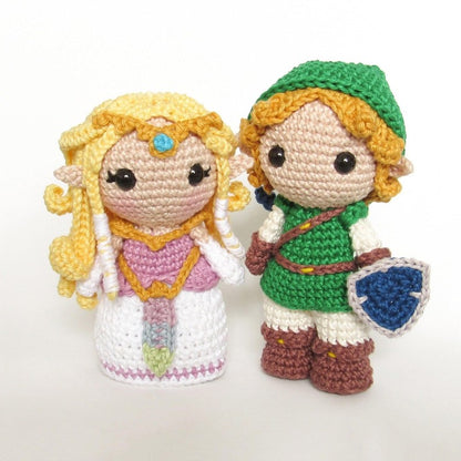 Zelda and Link amigurumi dolls crochet pattern