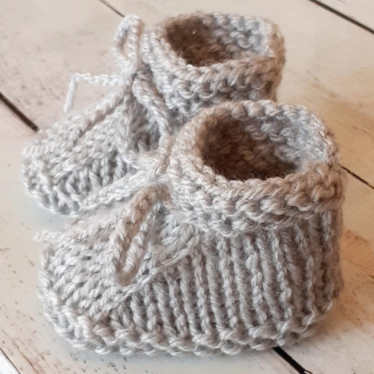 Baby Booties Knitting pattern