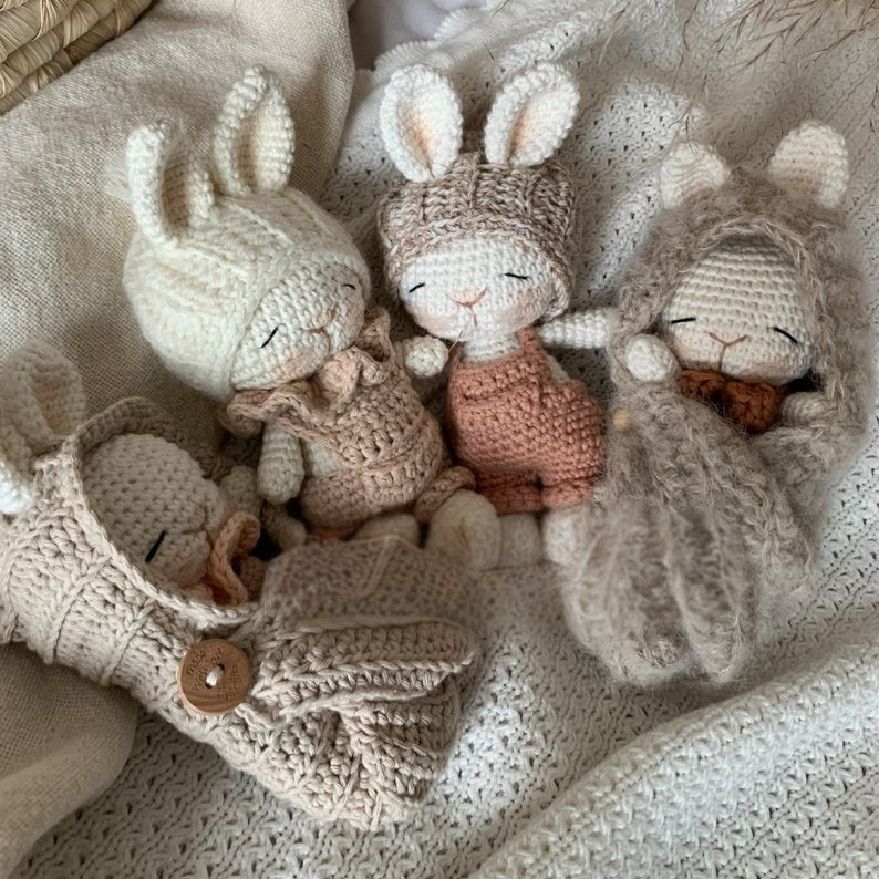 Baby Cake Bunny Crochet Pattern