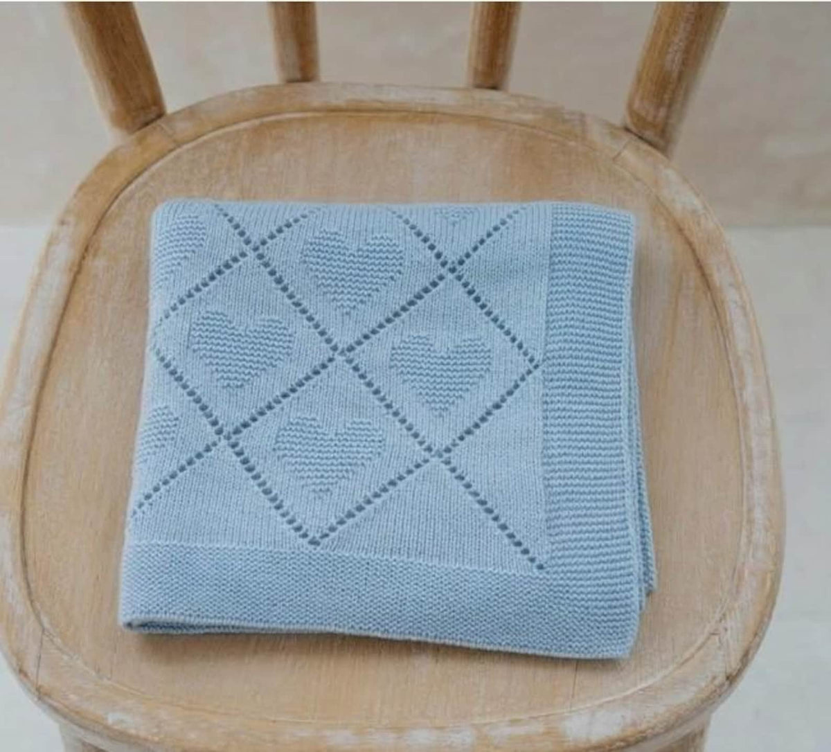 Knit baby blanket HEART Pattern