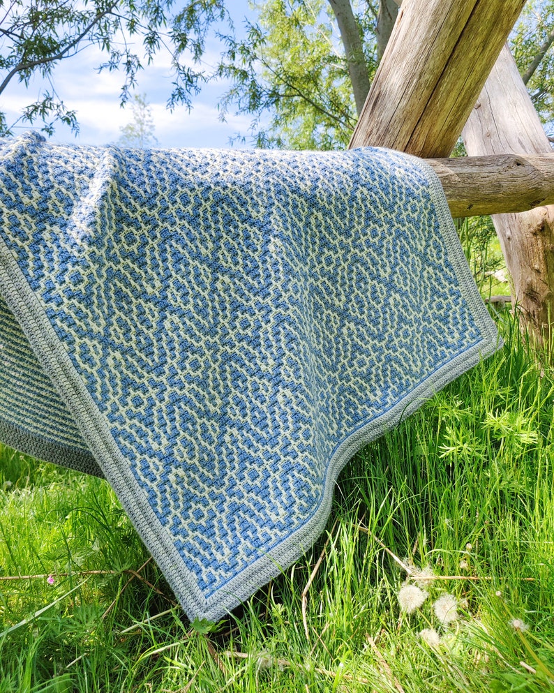 Crochet pattern Blue Arabesque Blanket