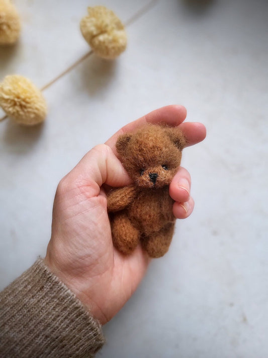 Tiny  Teddy Bear Knitting Pattern