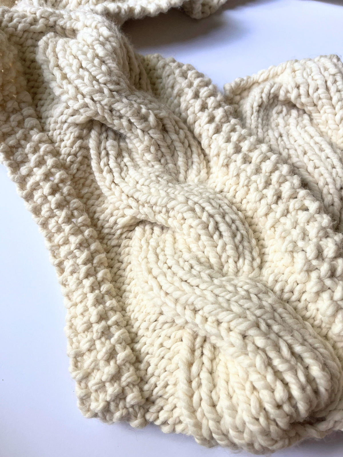 Chunky Cable Scarf Knitting Pattern