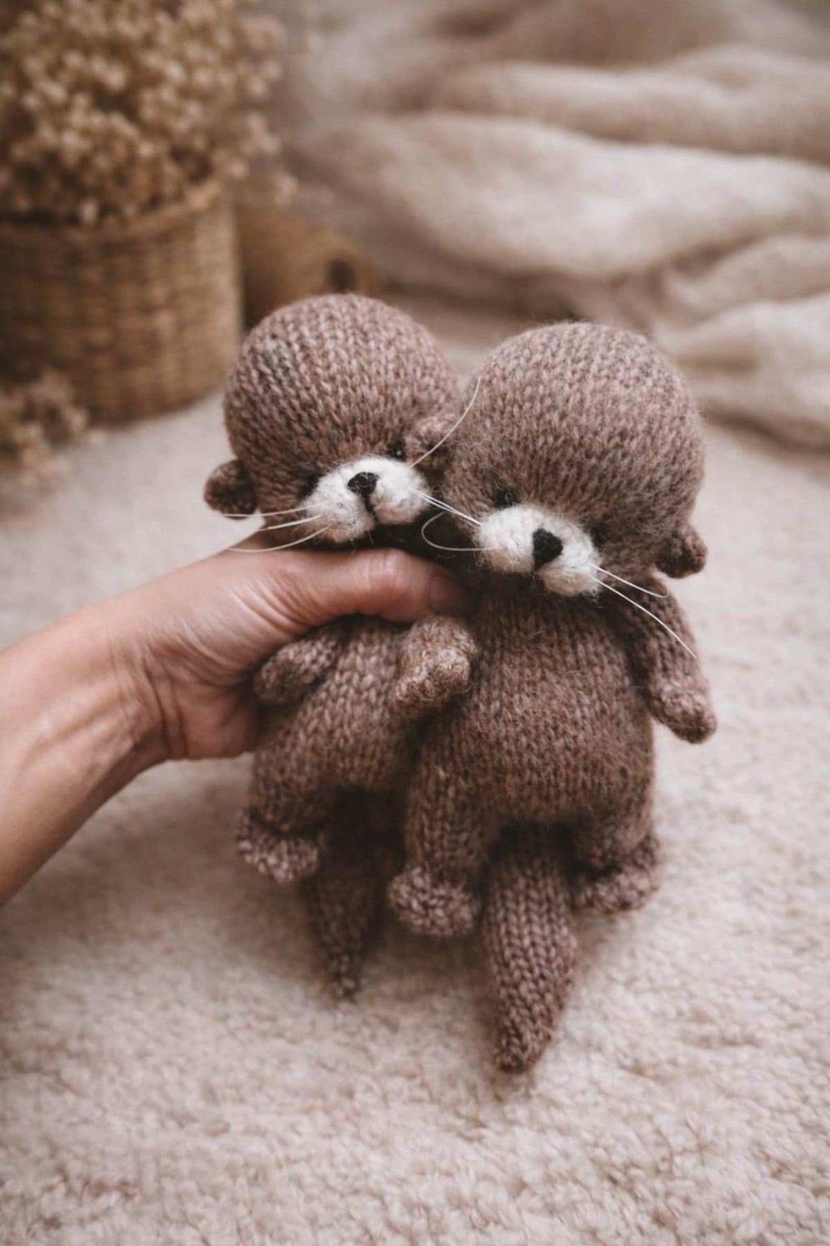 OTTER Knitting Pattern